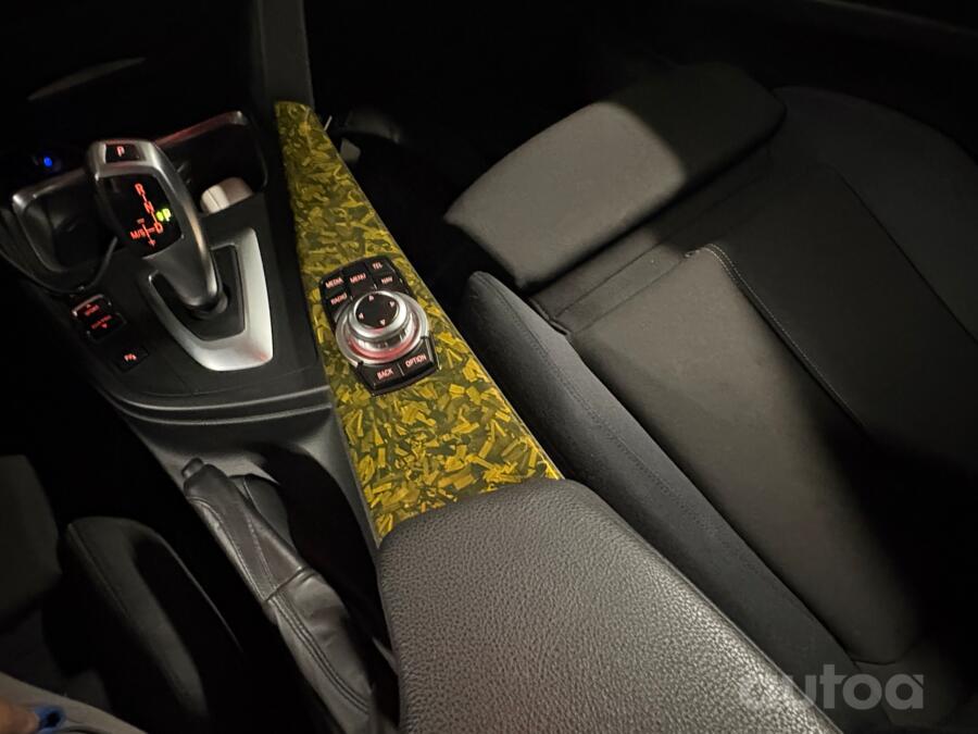 BMW 320 2013