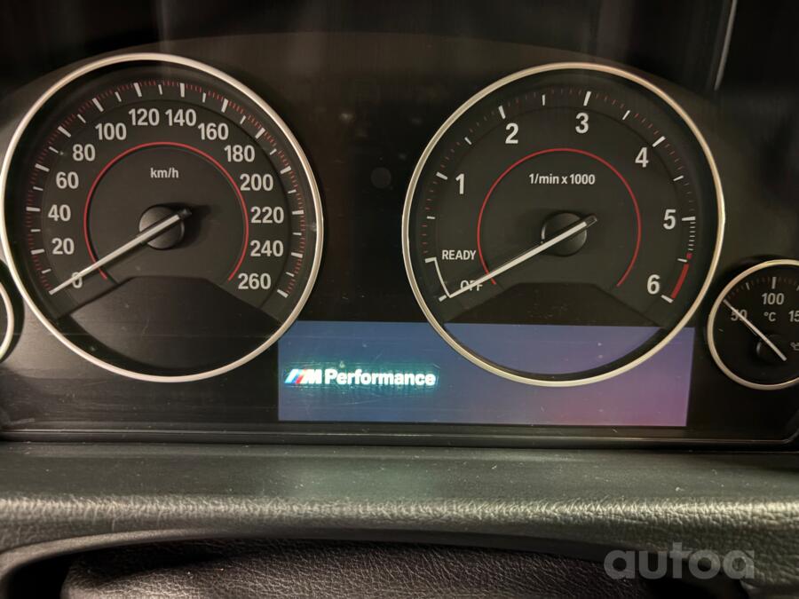 BMW 320 2013