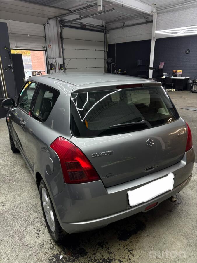 Suzuki Swift 3 generation Hatchback 3-doors