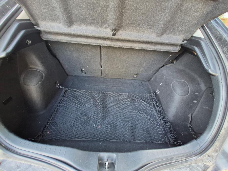 Honda Civic 8 generation Hatchback 5-doors