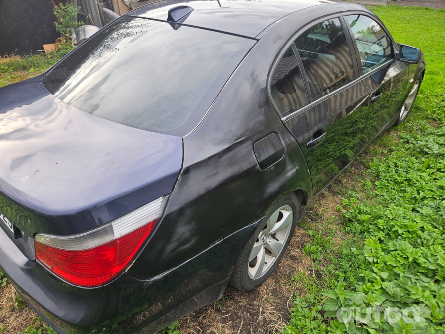 BMW 5 Series E60/E61 Sedan