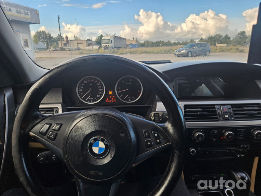 BMW 5 Series E60/E61 Sedan