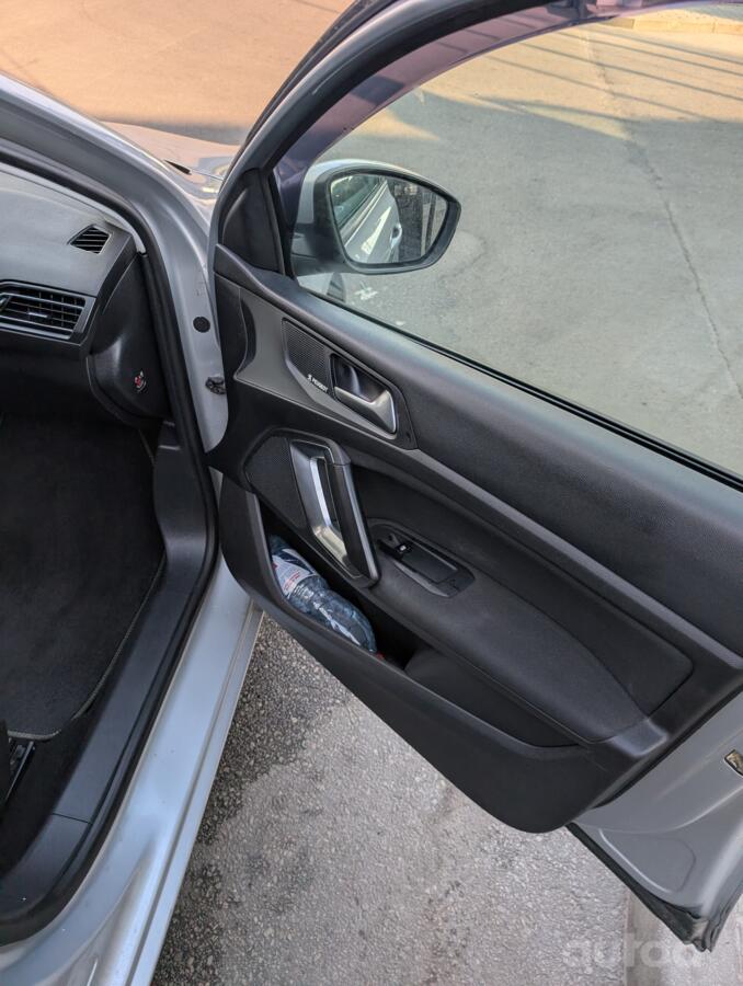 Peugeot 308 T9 SW wagon