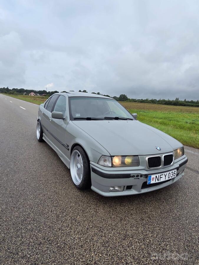 BMW 3 Series E36 Sedan
