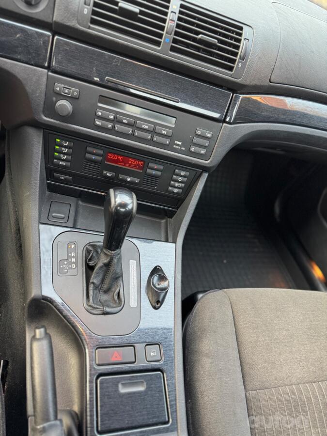 BMW 523 2006