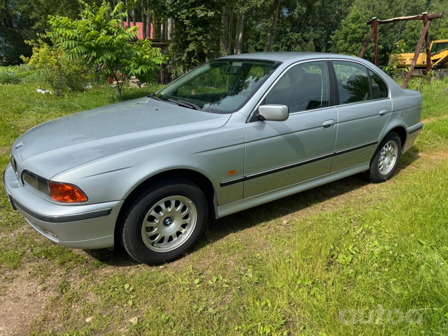 BMW 523 2006