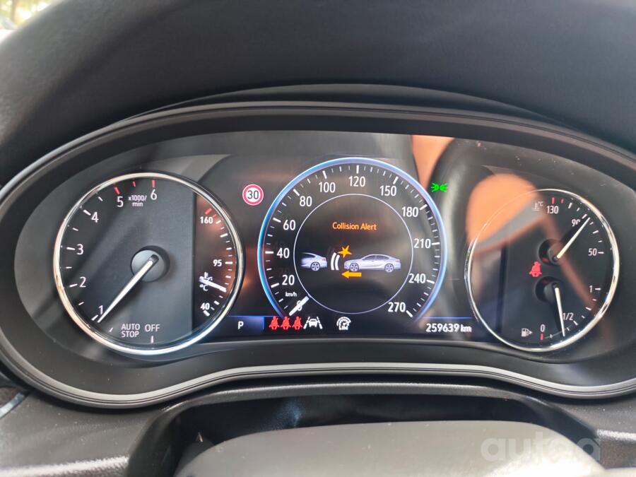 Opel Insignia 2021