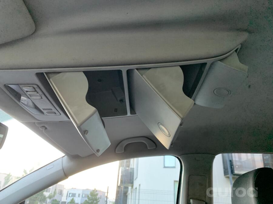 Volkswagen Touran 1 generation [restyling] Minivan 5-doors