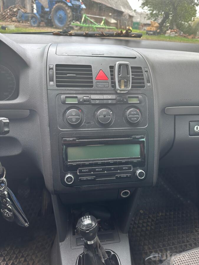 Volkswagen Touran 1 generation Minivan