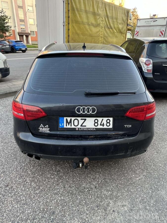 Audi A4 B8/8K wagon 5-doors