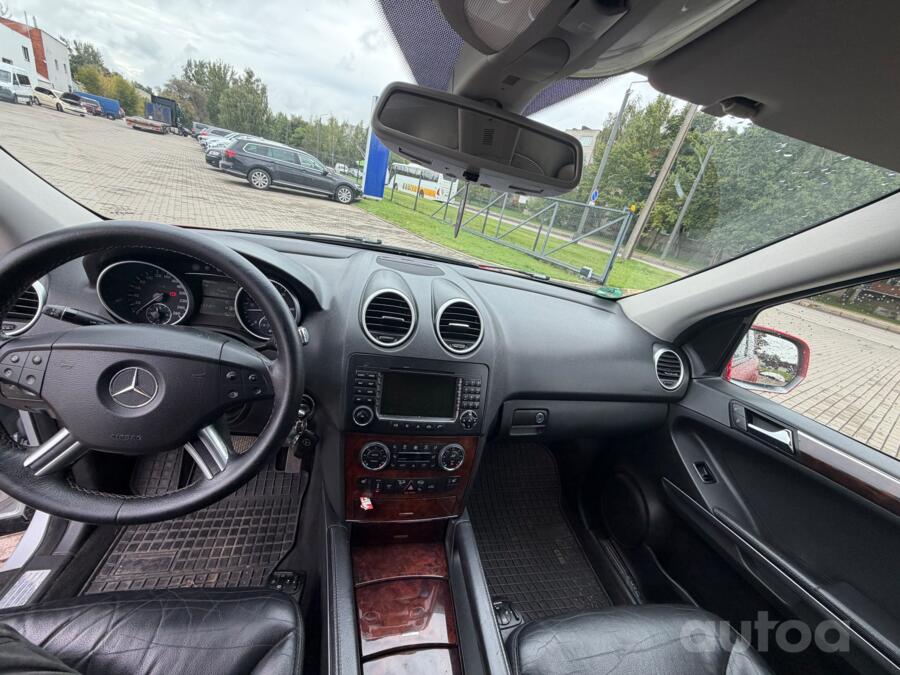Mercedes-Benz M-Class W164 Crossover 5-doors