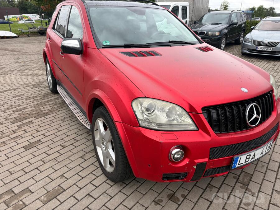 Mercedes-Benz M-Class W164 Crossover 5-doors