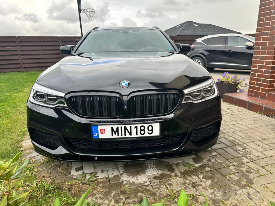 BMW 5 Series G30 Touring wagon
