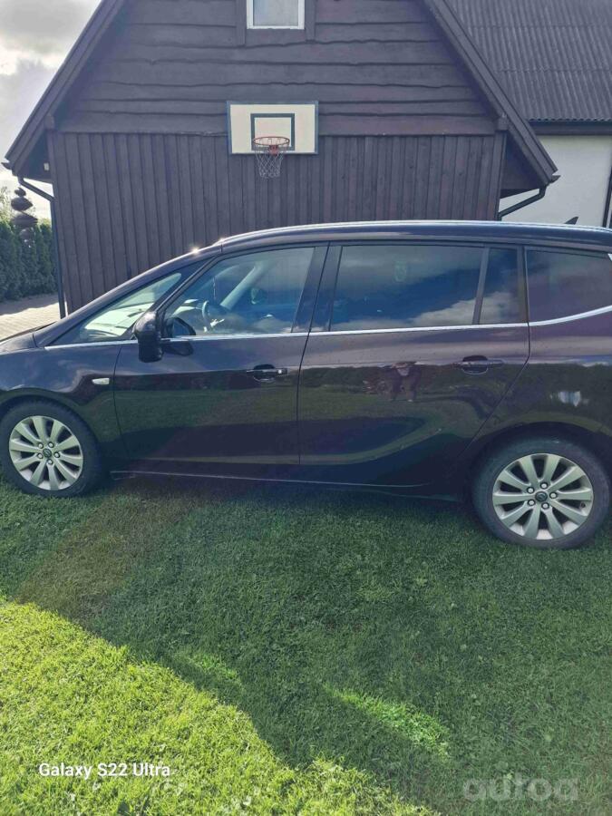 Opel Zafira Tourer
