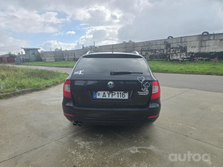 Skoda Superb 2 generation Combi wagon