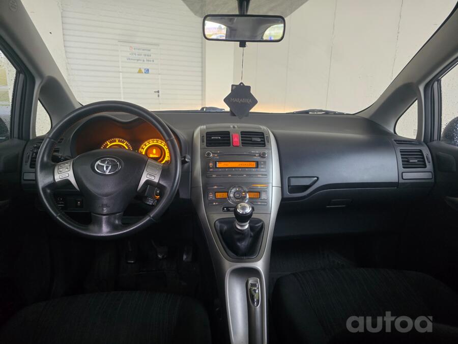 Toyota Auris 1 generation Hatchback 5-doors