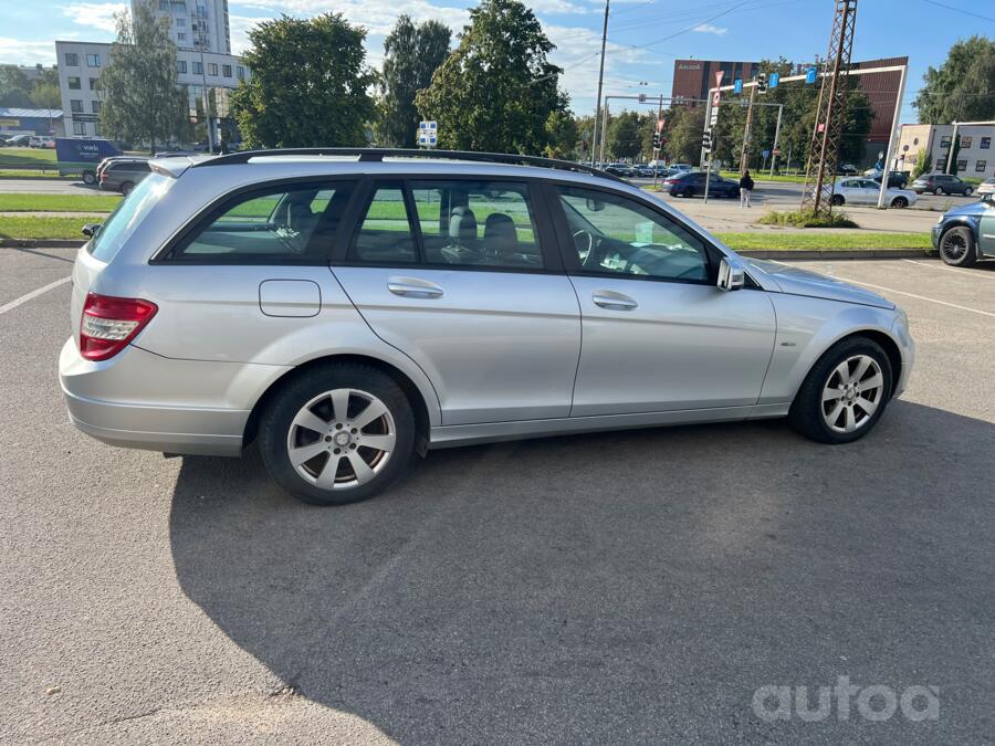 Mercedes-Benz C-Class W204/S204 wagon 5-doors