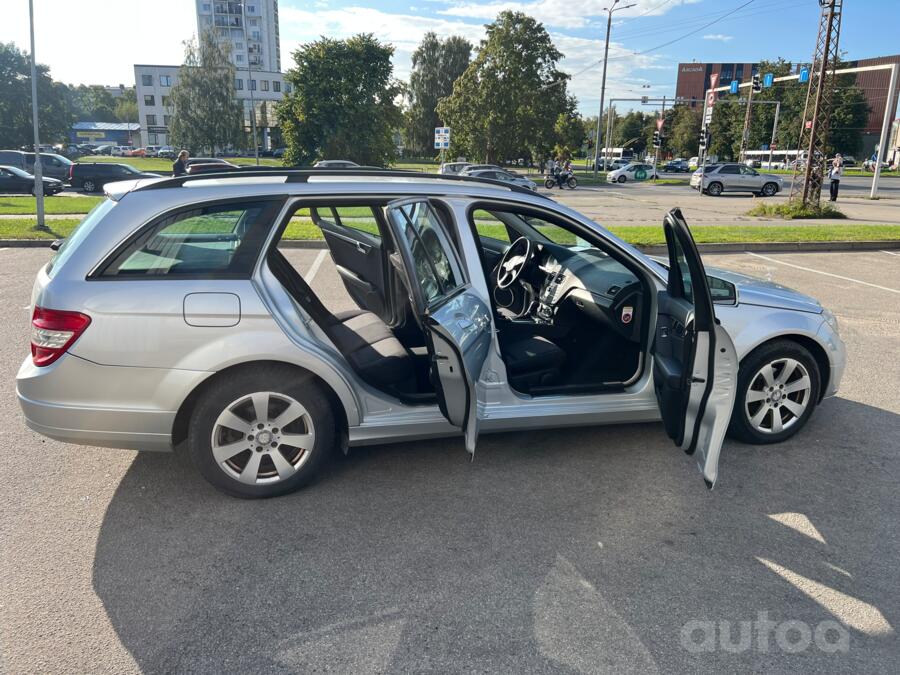 Mercedes-Benz C-Class W204/S204 wagon 5-doors