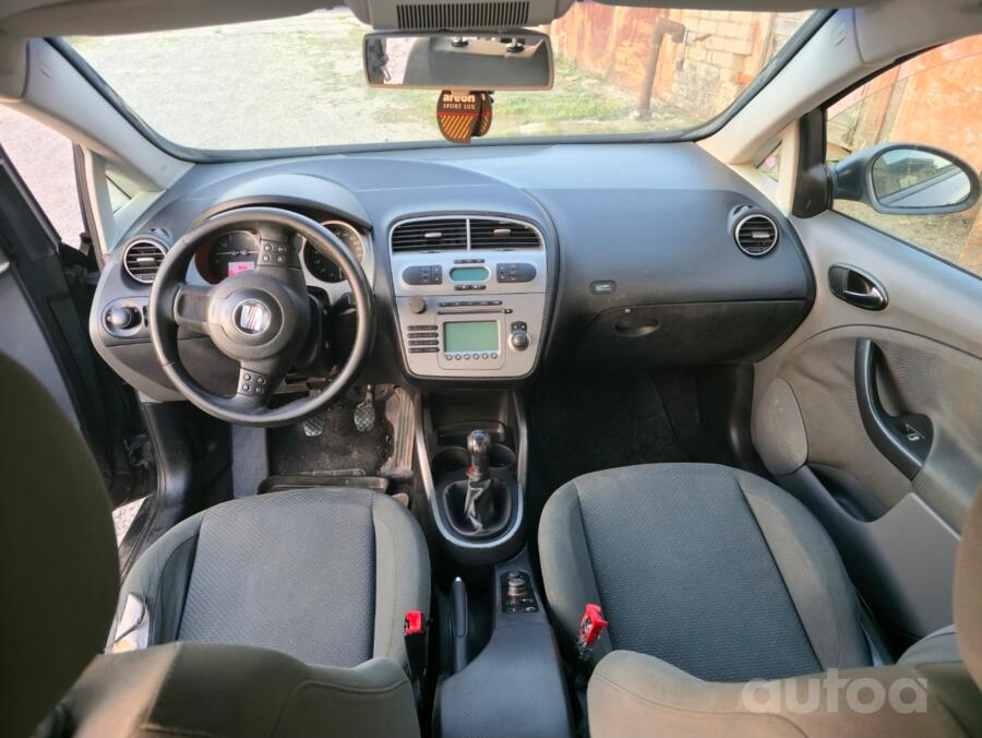 SEAT Toledo 3 generation Hatchback