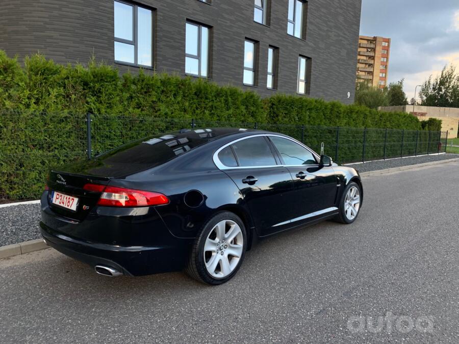 Jaguar XF X250 Sedan 4-doors