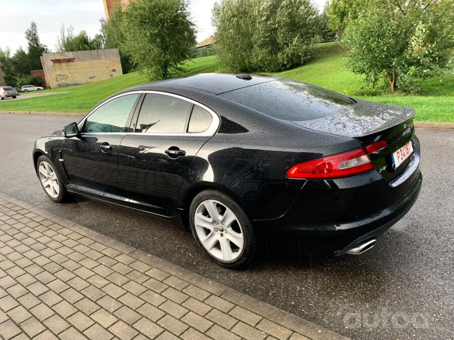 Jaguar XF X250 Sedan 4-doors
