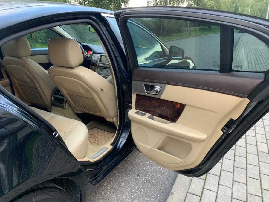 Jaguar XF X250 Sedan 4-doors