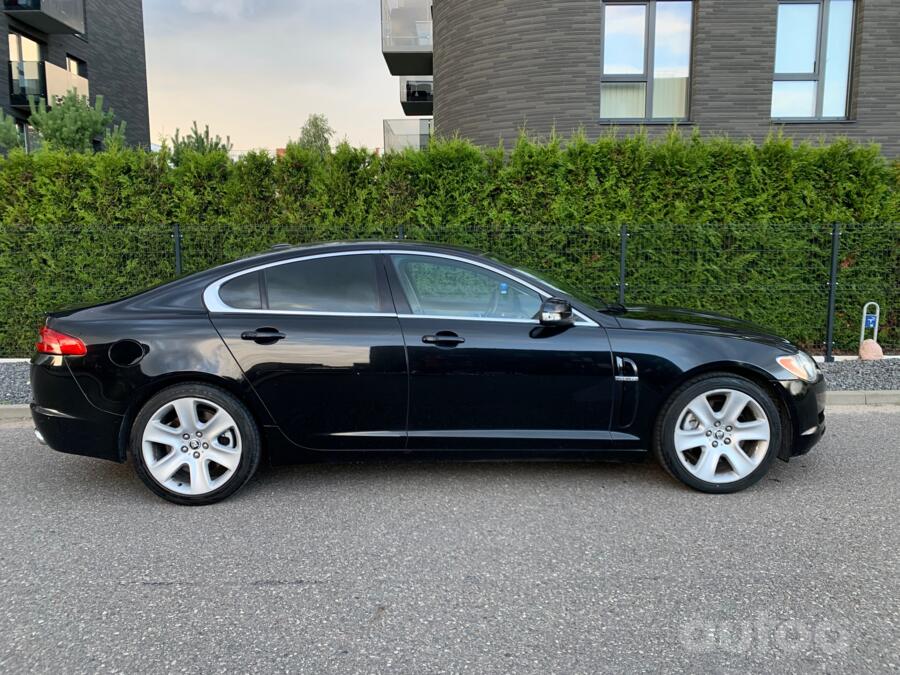 Jaguar XF X250 Sedan 4-doors