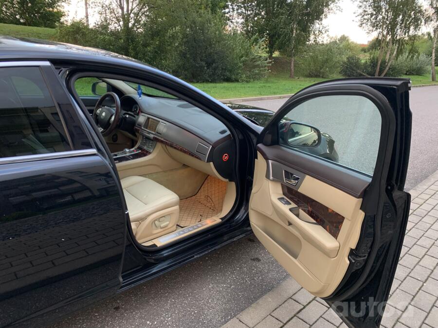 Jaguar XF X250 Sedan 4-doors