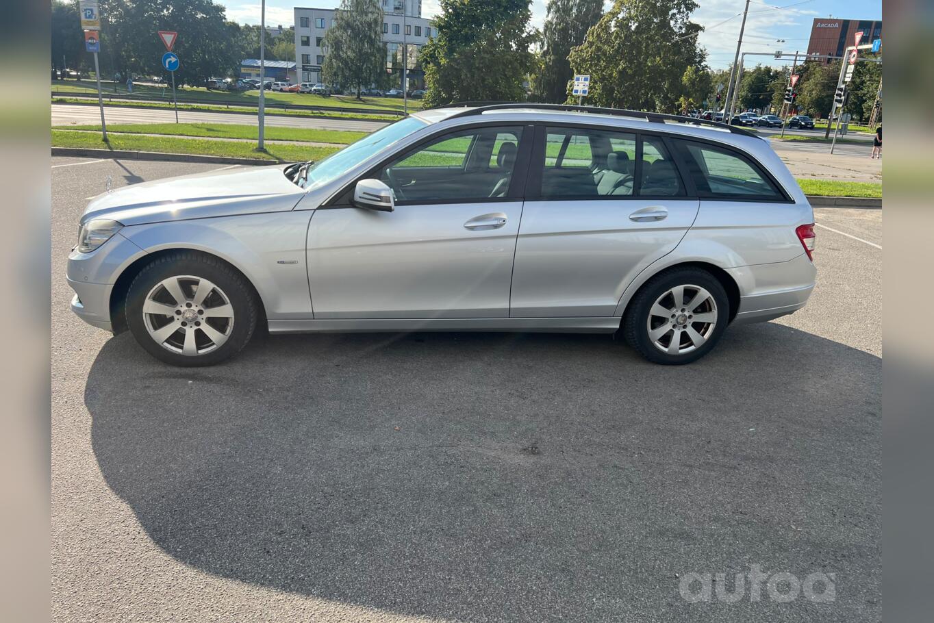 Mercedes-Benz C-Class W204/S204 wagon 5-doors