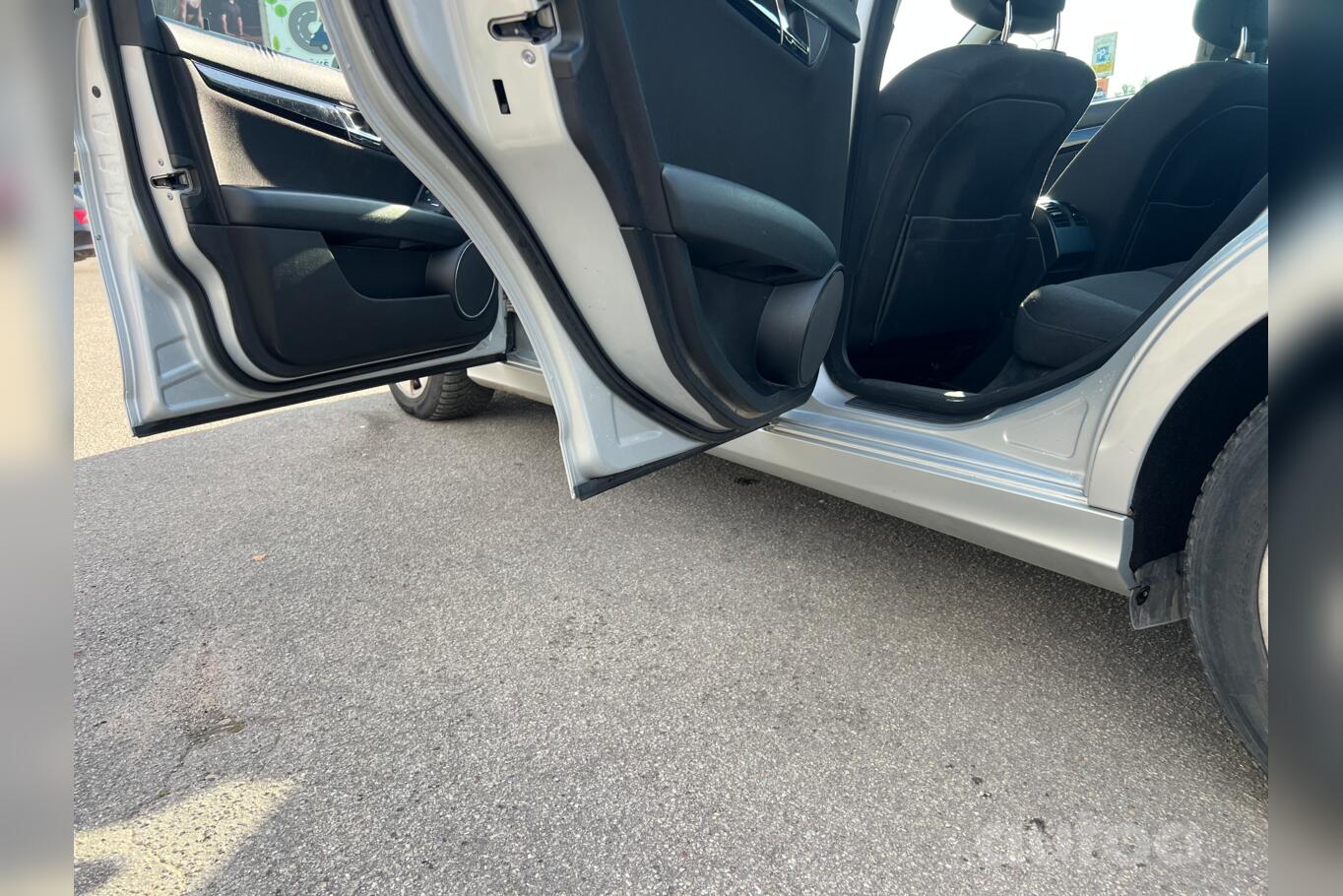 Mercedes-Benz C-Class W204/S204 wagon 5-doors