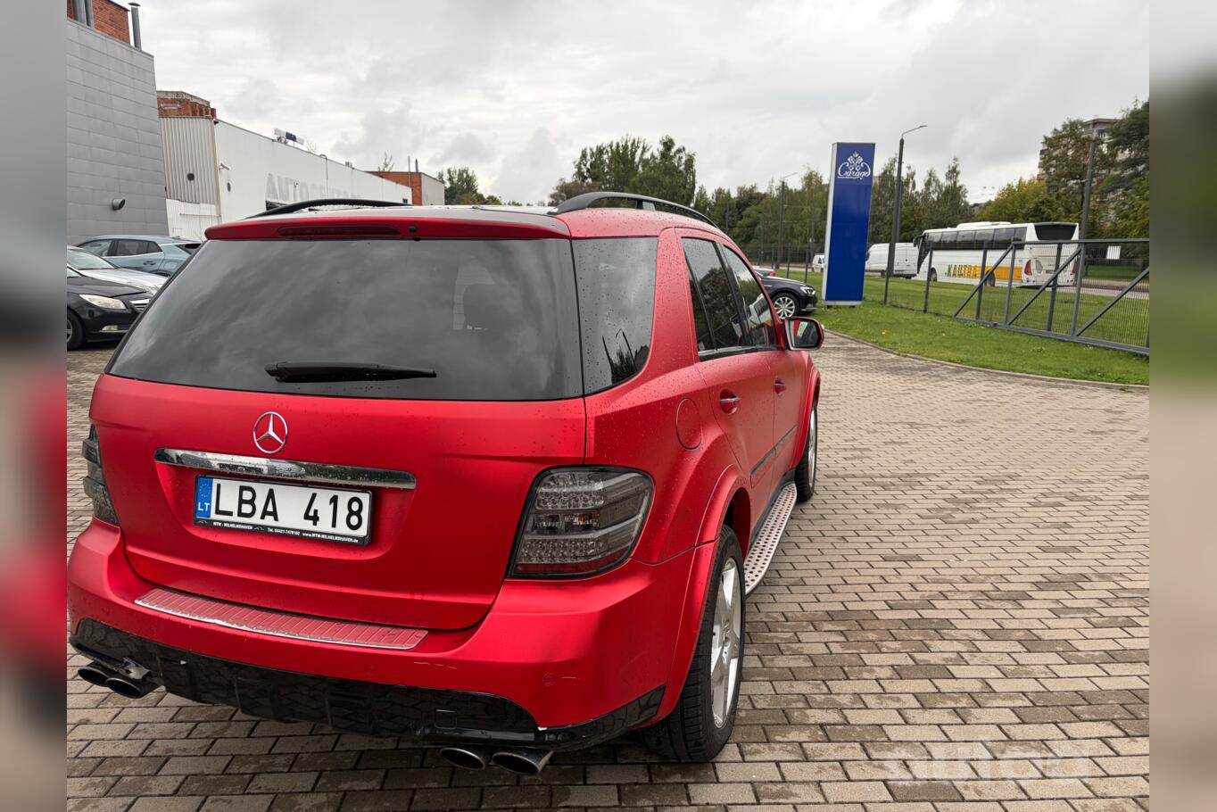 Mercedes-Benz M-Class W164 Crossover 5-doors