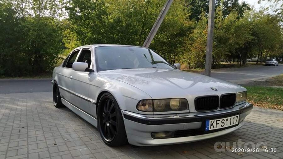 BMW 7 Series E38 Sedan