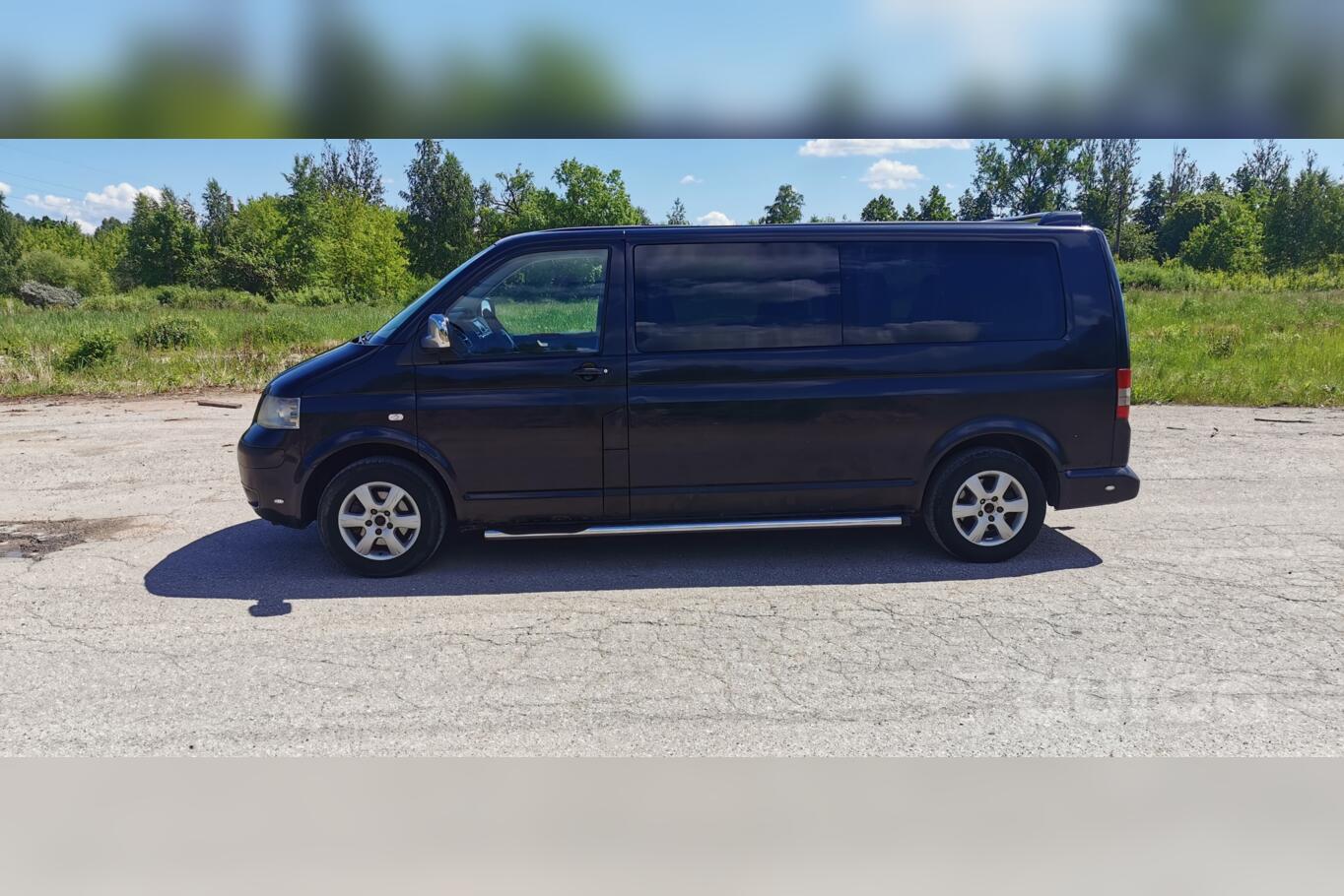 Volkswagen Transporter T5 Minivan 4-doors