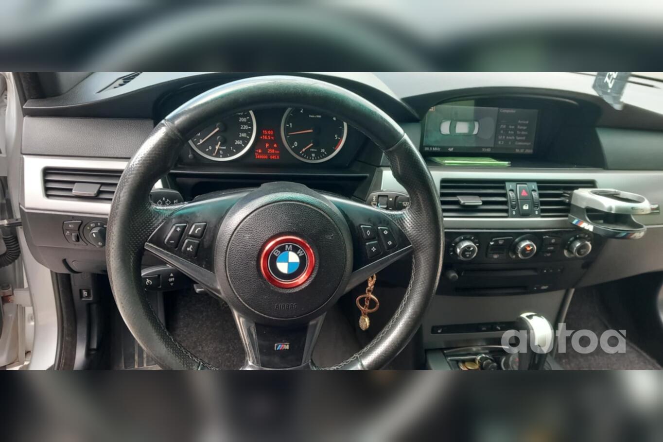 BMW 530 2006