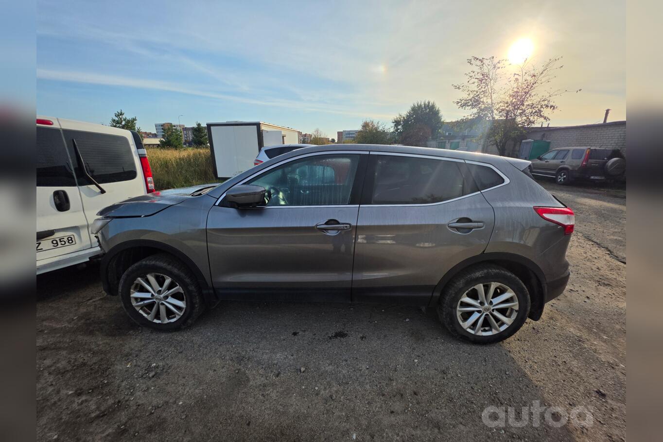 Nissan Qashqai 2 generation Crossover