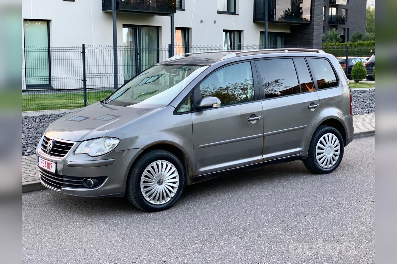 Volkswagen Touran 1 generation [restyling] Minivan 5-doors