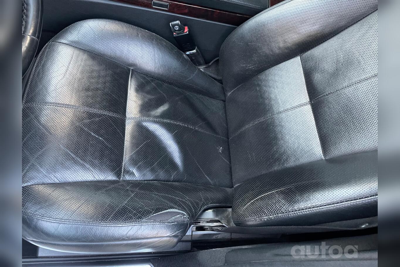 Mercedes-Benz S-Class W221 Sedan