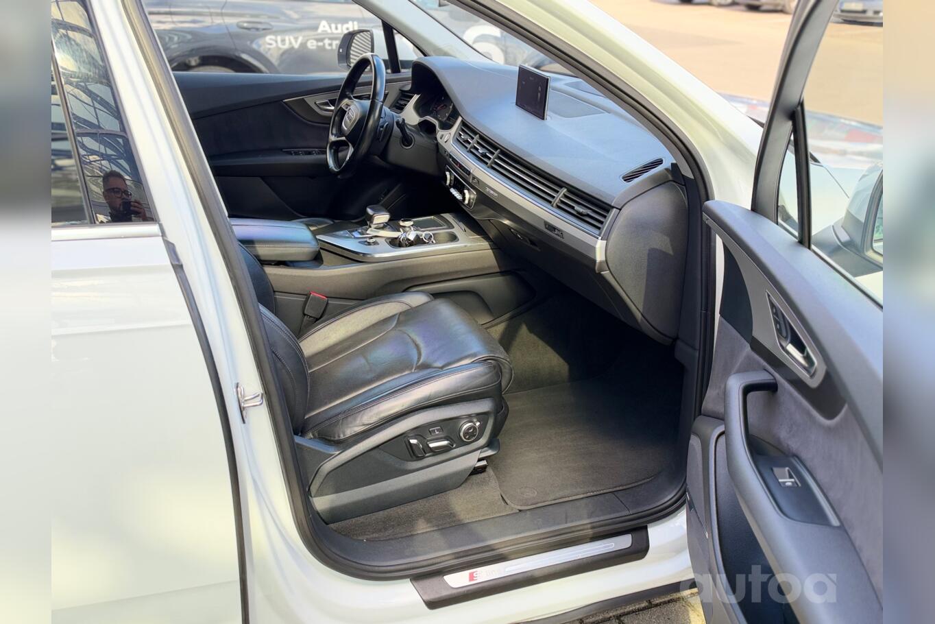 Audi Q7 4M Crossover