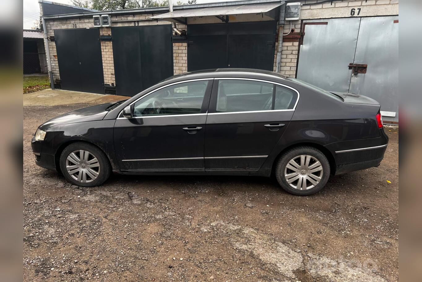 Volkswagen Passat B6 Sedan 4-doors