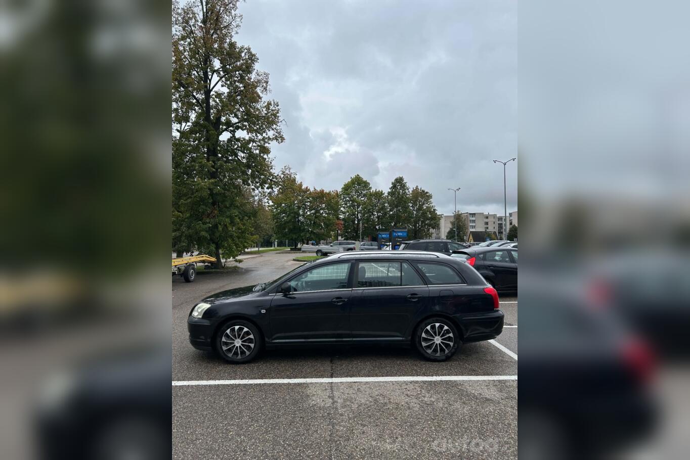 Toyota Avensis 2 generation wagon