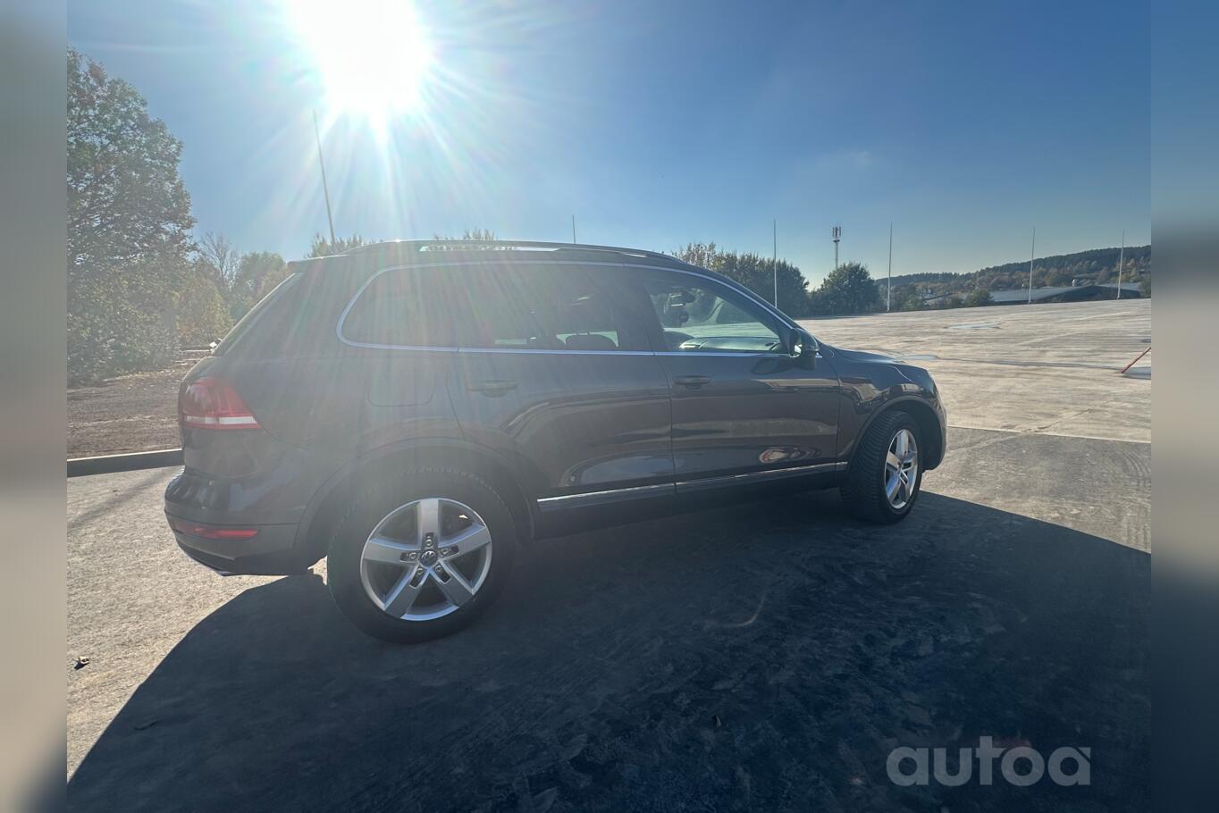 Volkswagen Touareg 2 generation Crossover