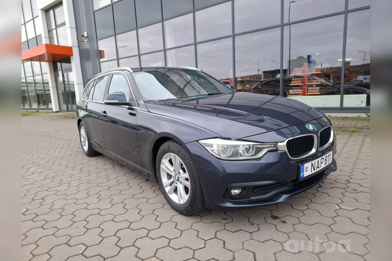 BMW 320 2016
