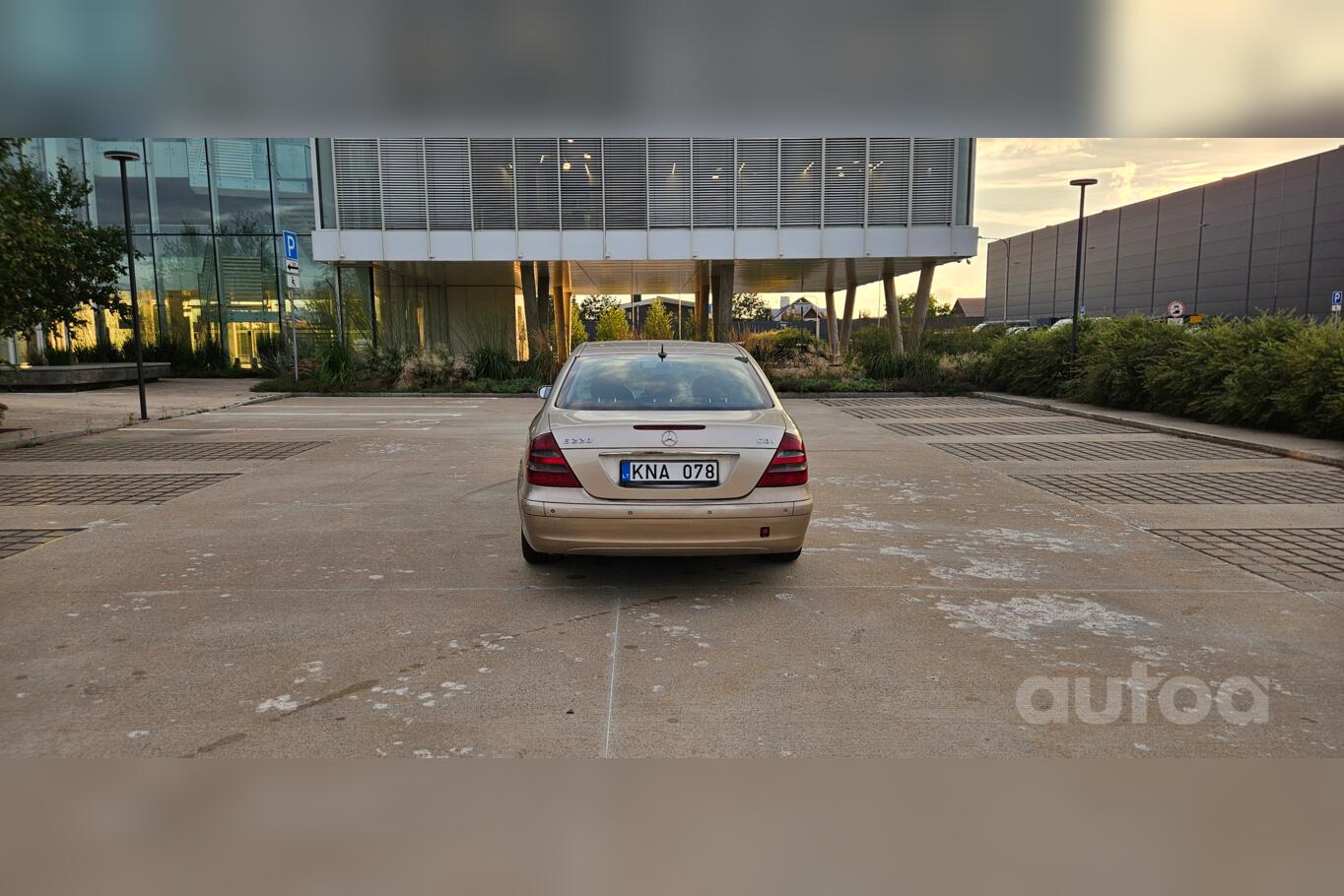 Mercedes-Benz E-Class W211 Sedan