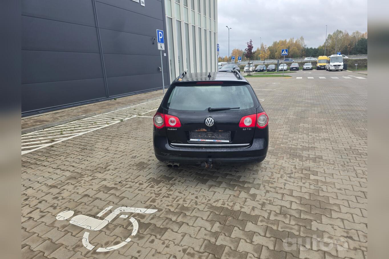 Volkswagen Passat B6 wagon 5-doors