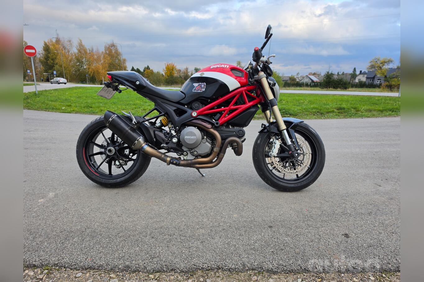 Ducati Monster