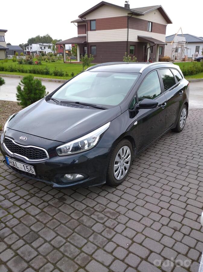 Kia Cee'd 2 generation SW wagon