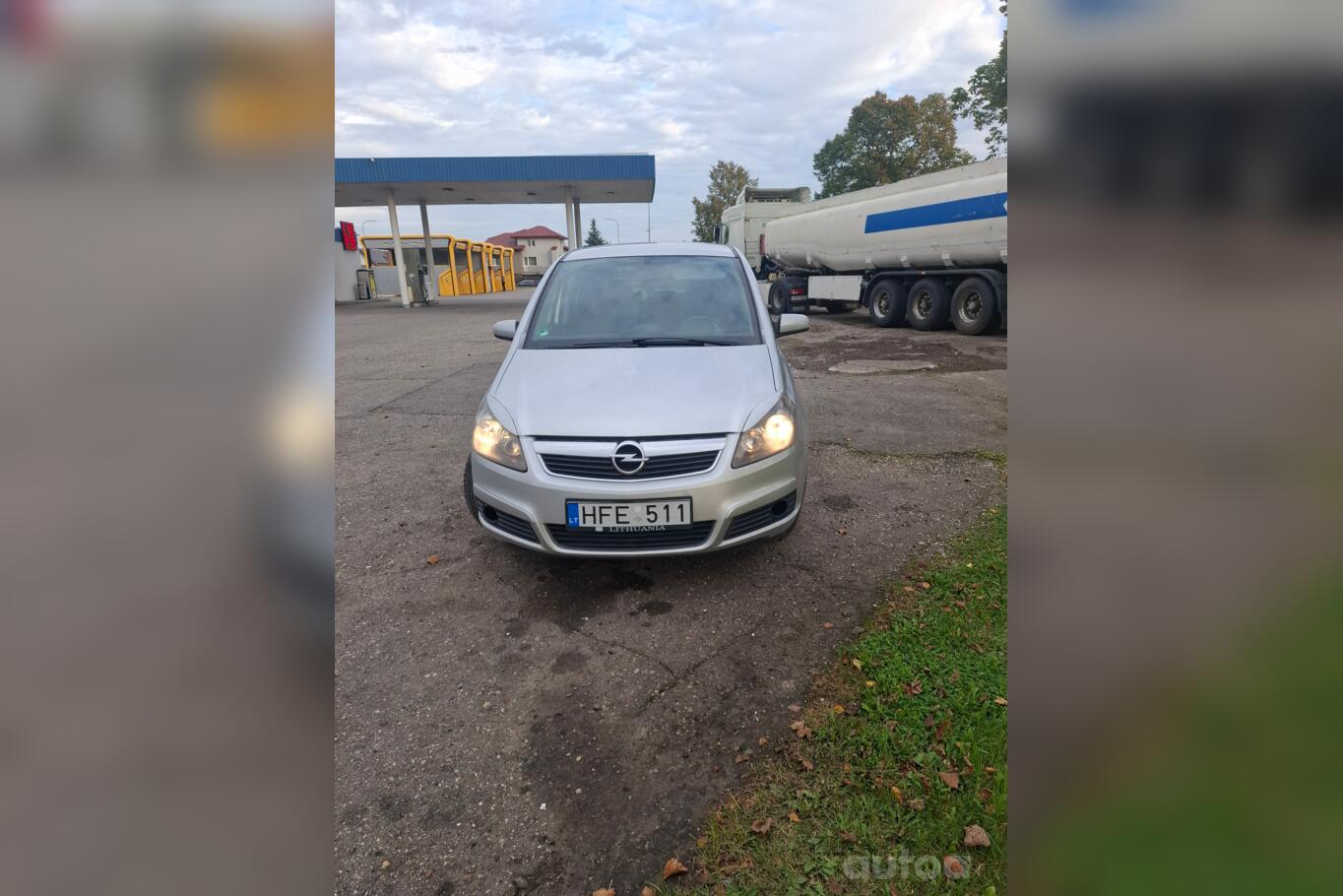 Opel Zafira B OPC minivan 5-doors