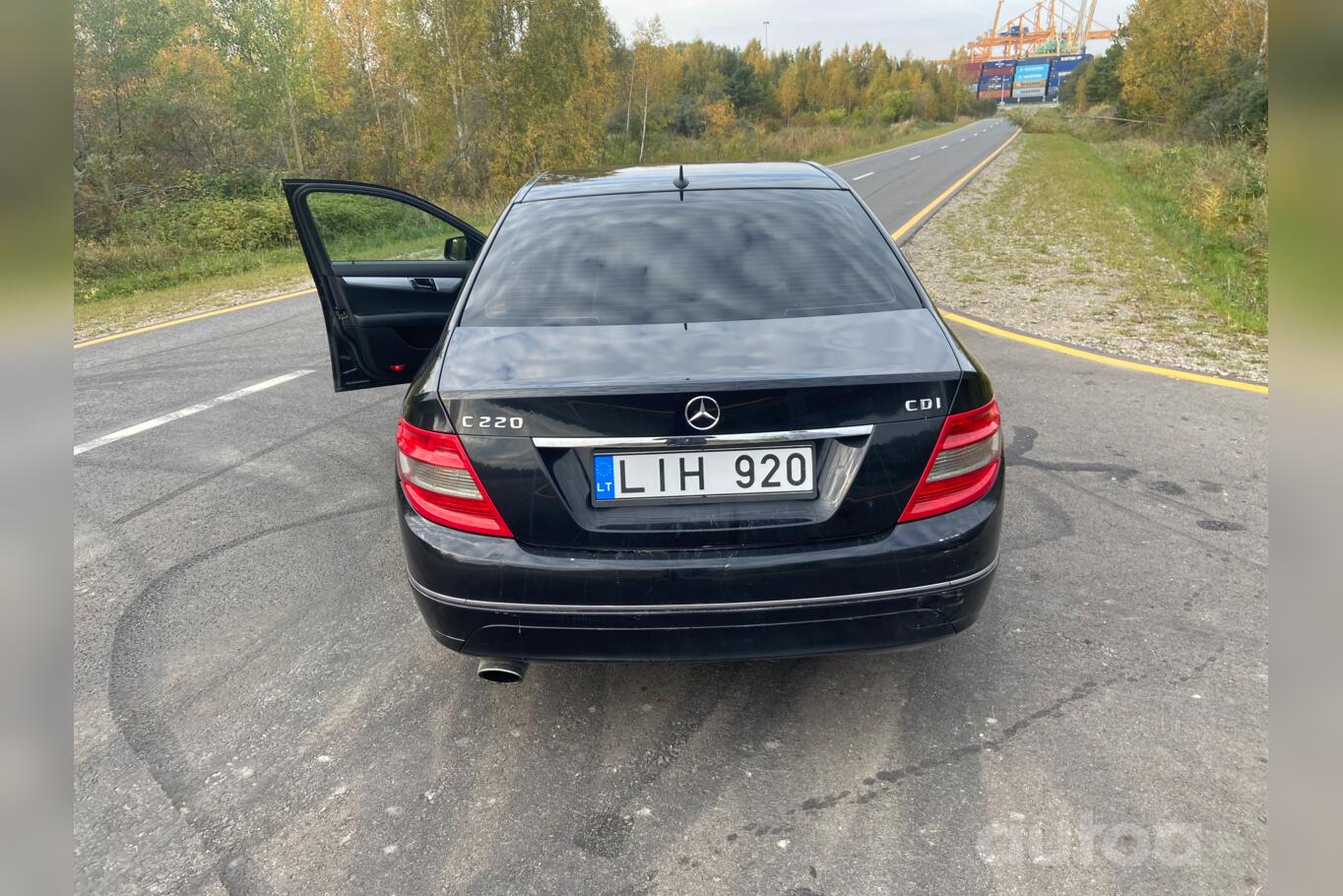 Mercedes-Benz C-Class W204/S204 Sedan