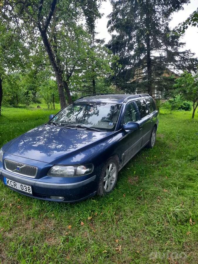 Volvo V70 2 generation R wagon 5-doors