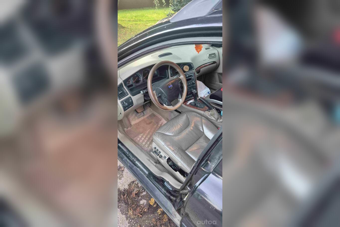 Volvo XC70